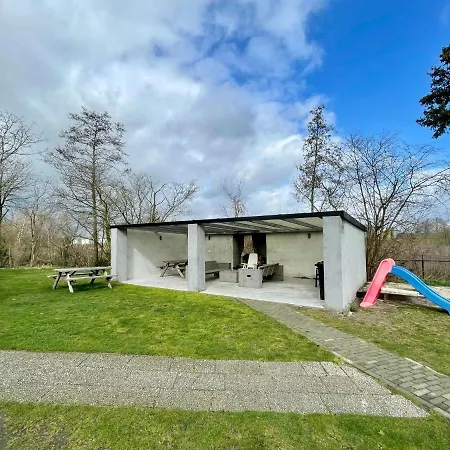 Cosy Holiday Home With Pet Friendly Garden Elsendorp Exterior photo