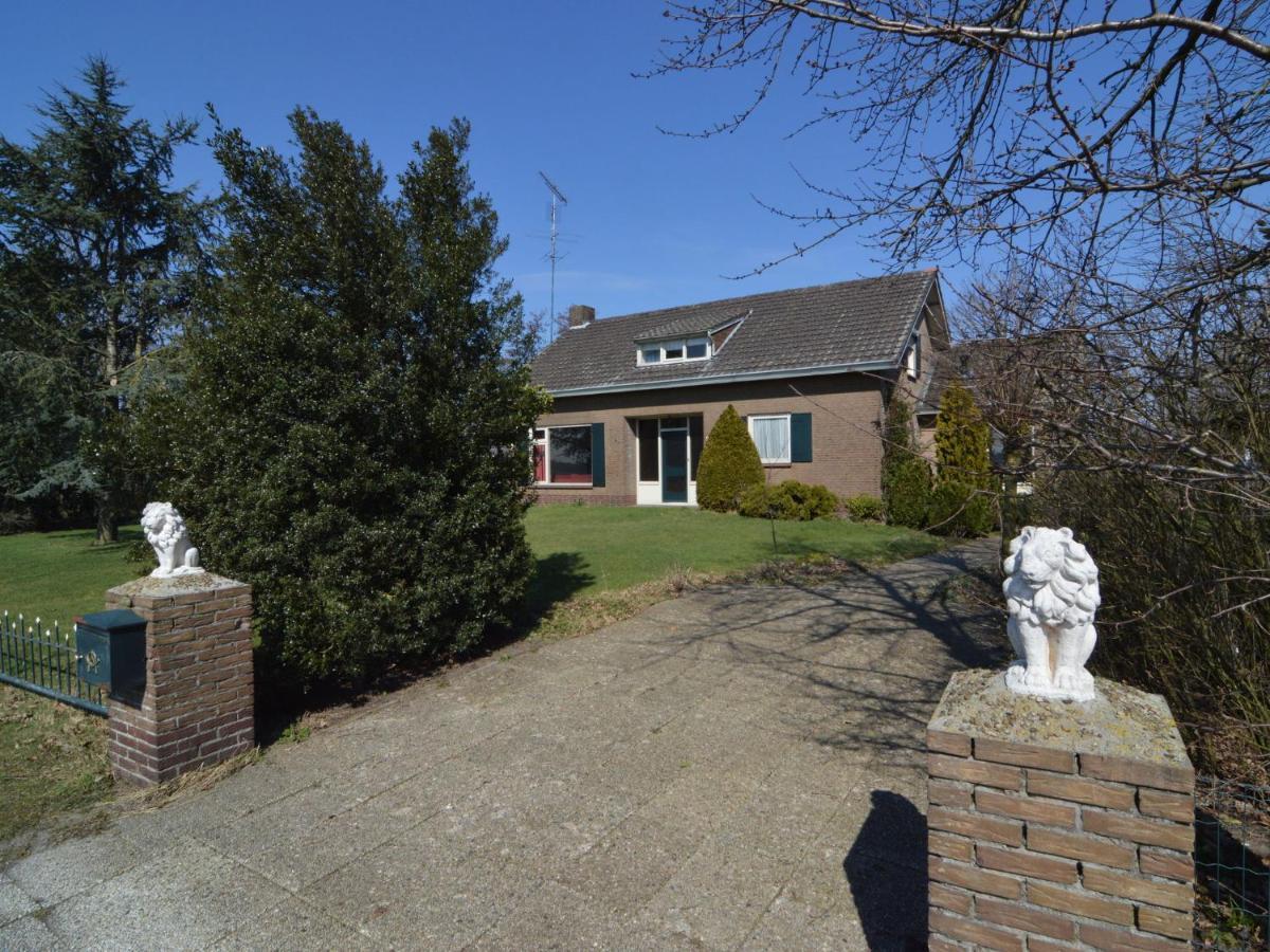 Holiday home Cosy With Pet Friendly Garden Elsendorp